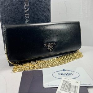 Prada WOC